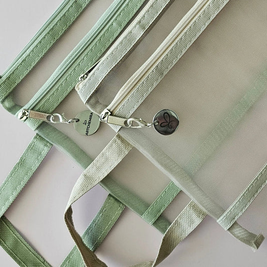 Artchemira A5 duo nylon mesh journaling bags pastel beige and sage  green with  double zipper, detail view